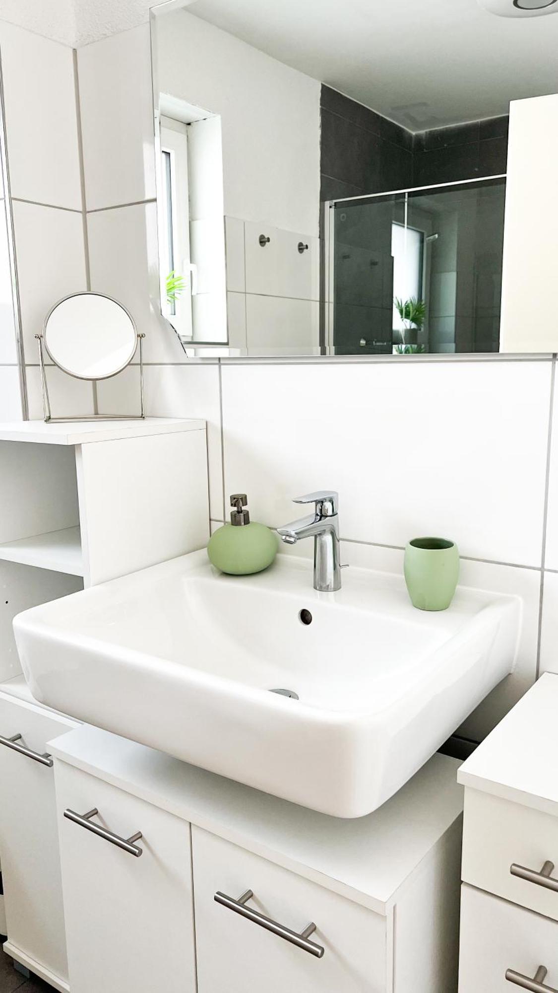 2 Zkb Apartment In Mannheim Kueche - Parken - Grosser Tv Екстериор снимка